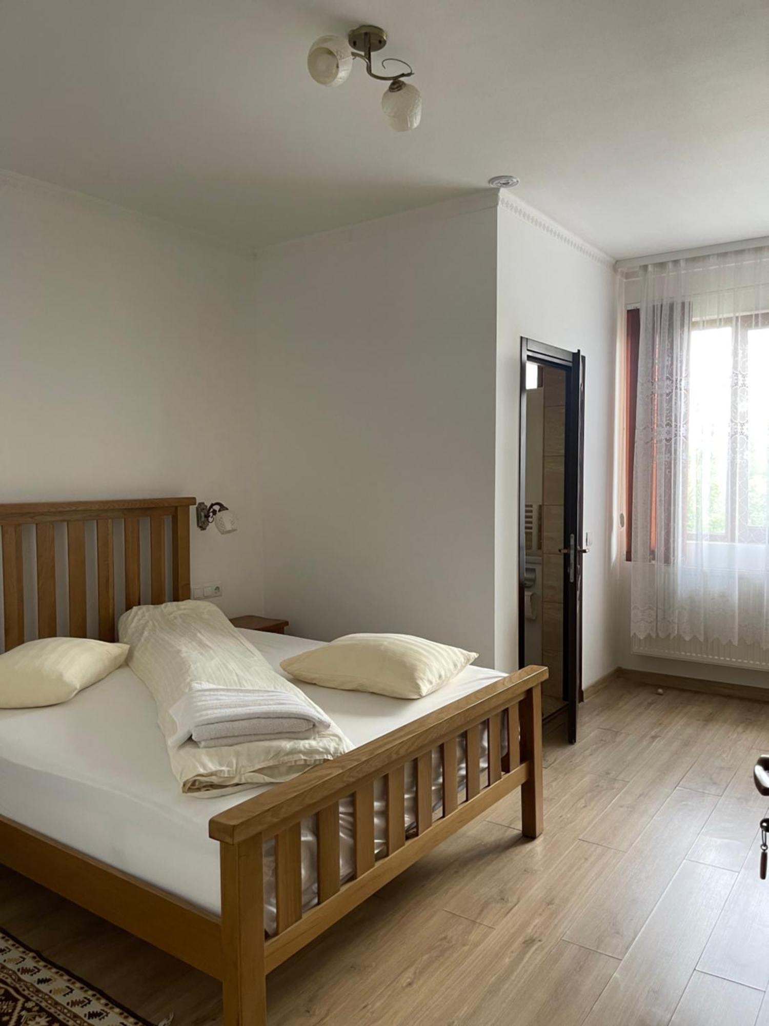 מלון Săpînţa Casa Pop מראה חיצוני תמונה